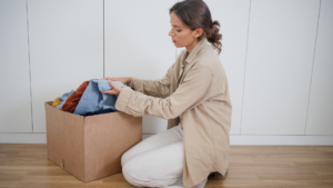 Read more about the article 12 Simple Decluttering Tips for a Fresh and Organized Home