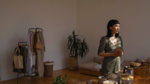 Read more about the article Importance of Decluttering: Enhancing Your Space and Well-Being