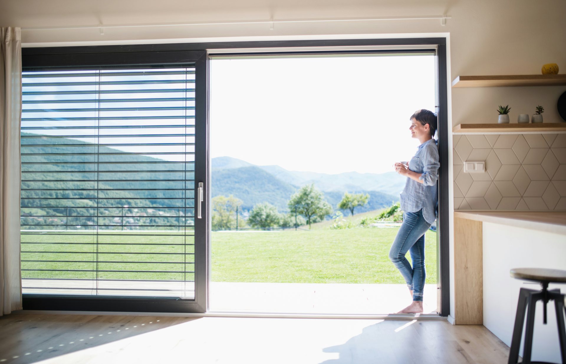 You are currently viewing How to Choose the Perfect Sliding Glass Doors for Your Space
